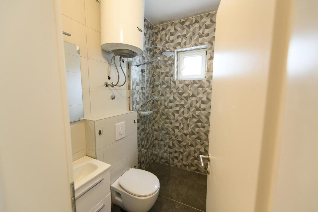 Cozy Beach Apartments Makarska Dış mekan fotoğraf