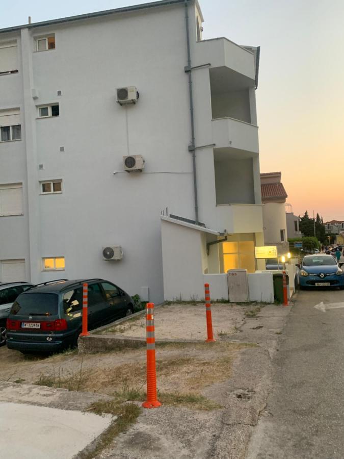 Cozy Beach Apartments Makarska Dış mekan fotoğraf
